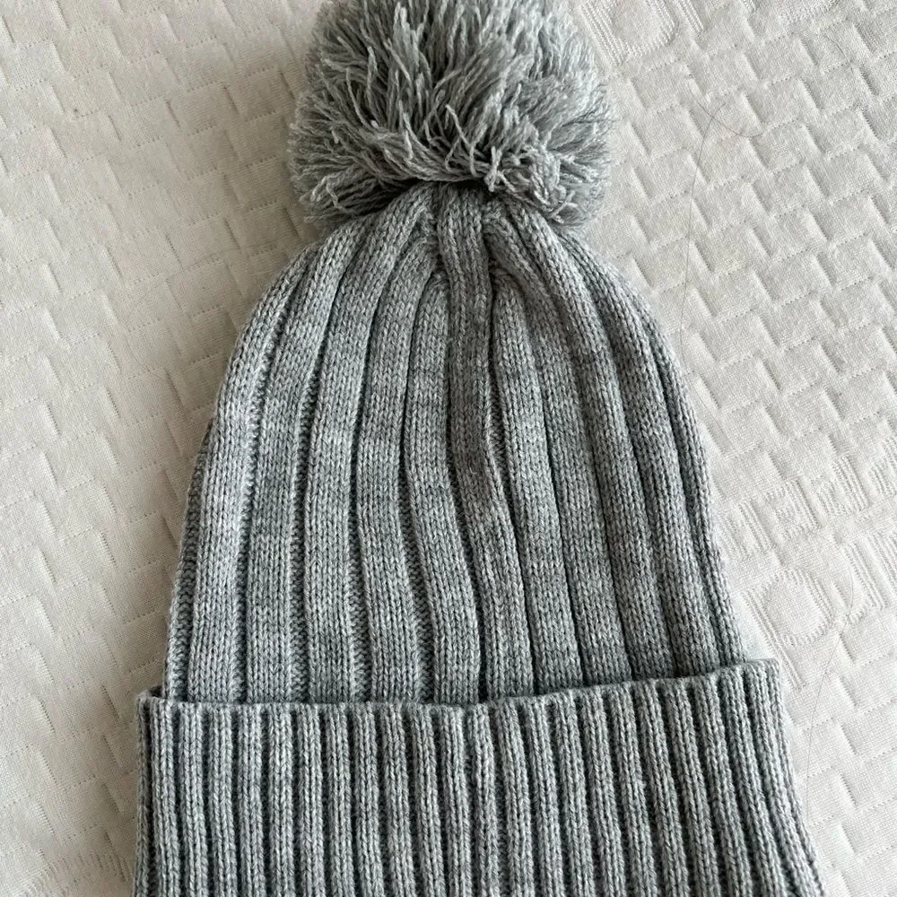 Michael Kors Women gray beanie hat